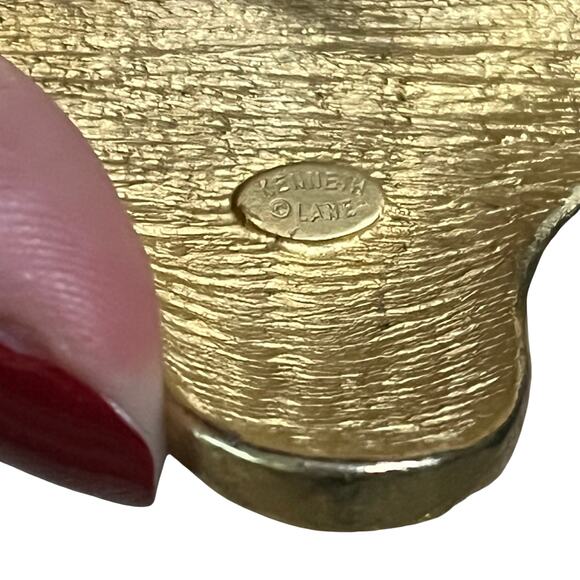 Kenneth Jay Lane Free Form Abstract Cuff Bracelet - Picture 3 of 3